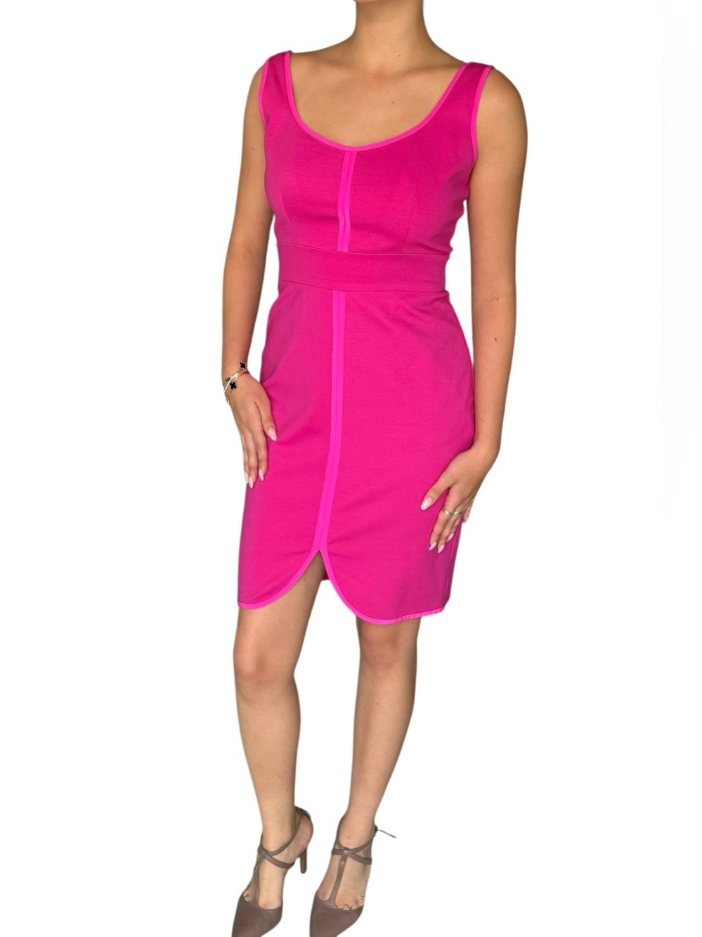 🆕 Trina Turk Pink Bodycon Mini Dress